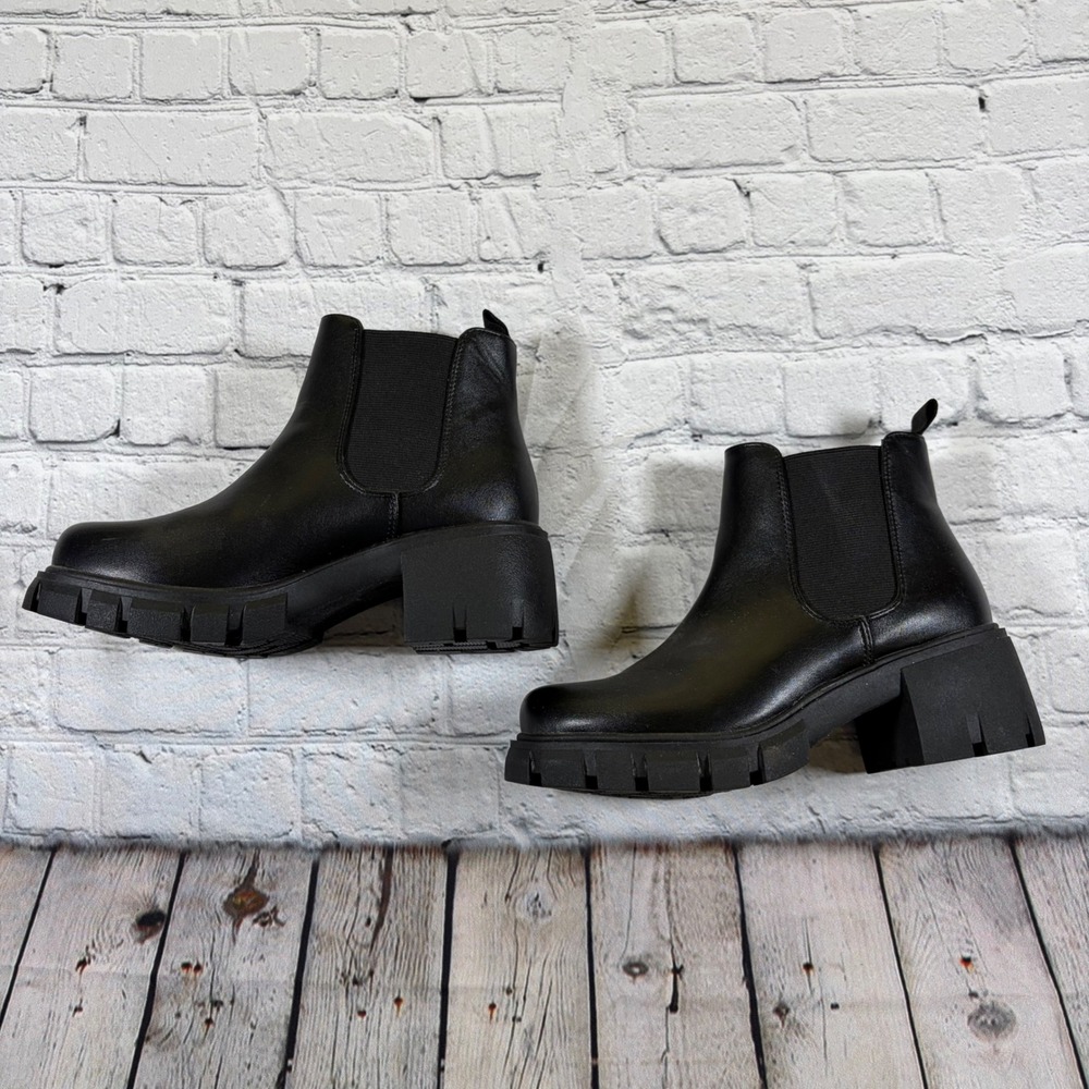 Soda Womens Black Lug Sole Chelsea Boots Chunky Platform Ankle Bootie